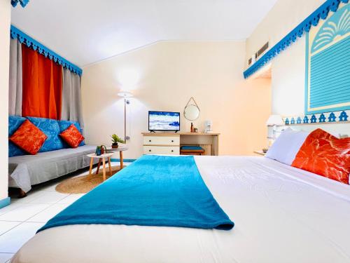 Carayou Marina Suite Piscine & Mer Pointe du Bout in Лес-Троіс-Ілетс