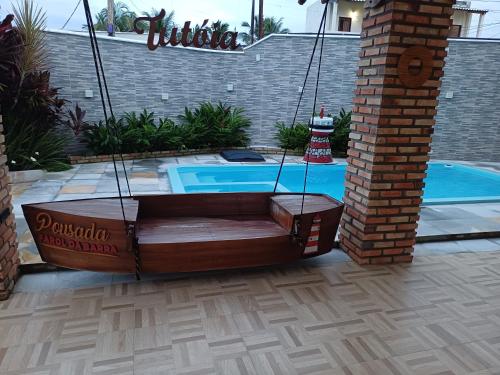 Peldbaseins, Pousada Farol da Barra in Tutoija