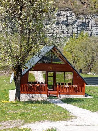 Kinchkha cottage Fshuqebi - კინჩხის კოტეჯი ფშუქები in Kveda Kinchkha