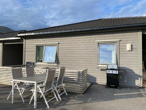 Strandhus i idylliske omgivelser in Torvikbukt