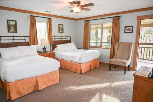 Sierra Sky Ranch, Ascend Hotel Collection Room Type - Guest House Double Double Bed 