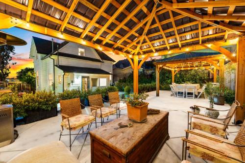 20% Off 30 Stay 12 Mile To Sand Great Location – khách sạn tại Ventura Downtown