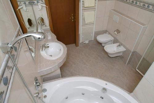 Double Room with Whirlpool