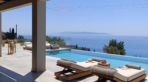 Eternal Blue Kefalonia property – khách sạn tại Lourdata