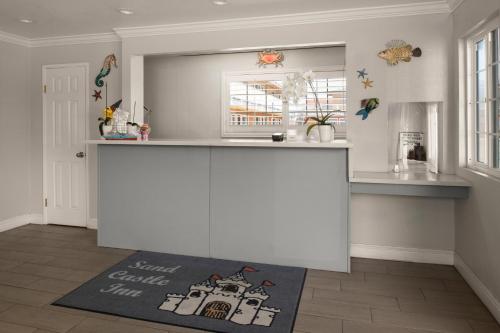 Sand Castle Inn - image 31