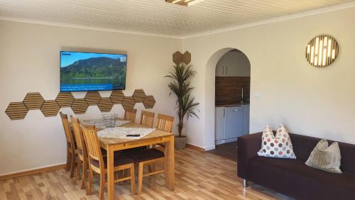 Koplietošanas atpūtas telpa ar TV, Alpenzeit Apartments in Vorfusch