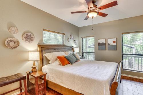 Lakefront Winnsboro Home w/ 20+ Acres! in Vinsboro (TX)