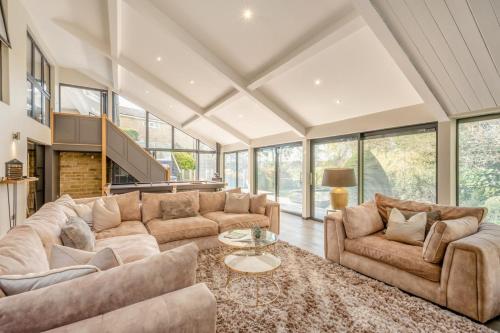 المرافق, 6 Bed in Bingley oc-l36017 in Bingley