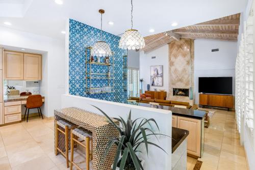 Luxury Estate in Indian Wells Country Club in Indian Wells