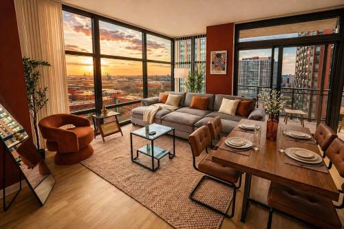 Grant Park 2BR Condo with Balcony Skyline View & Gym in Chicago Downtown near 311 South Wacker Drive Chicago