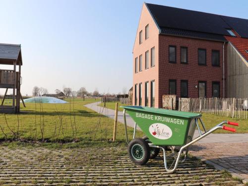 Seadmed, Brand new corner villa in Friesland in Mantgum