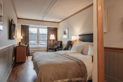 Deluxe Double Room with Sea View