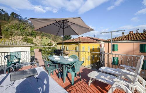 2 Bedroom Lovely Home In Valpromaro - Villa A Roggio