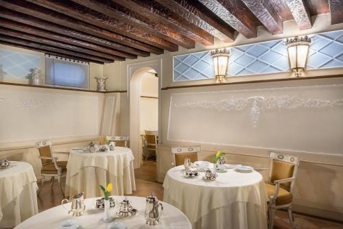Relais et Châteaux Hotel Villa Franceschi - image 14