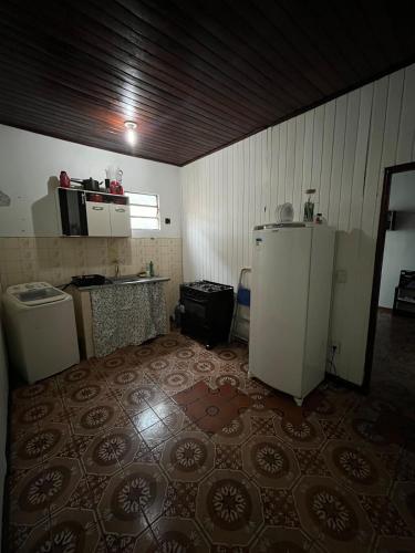 Apartamento aconchegante e completo, localização central! (Apartamento aconchegante e completo, localizacao central!) in Zona 01