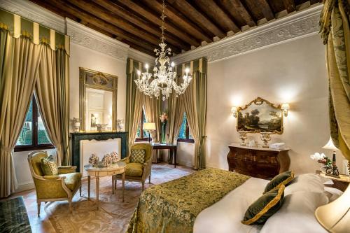Relais et Châteaux Hotel Villa Franceschi - image 6