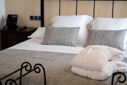 Double Room with Patio Sa Voga Hotel & Spa 9