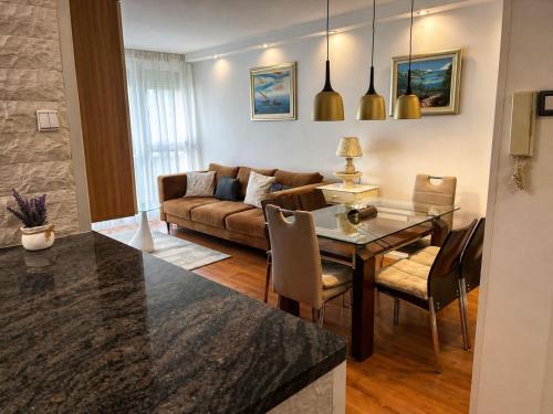 Slendt Zen Residence – khách sạn tại Poljud