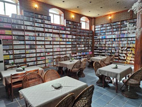 Bandal Book & Stay