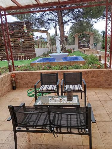 Villa Evenik in Magoula (Eretria)
