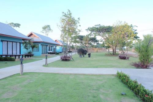 Vista exterior, Lampang Green Garden Resort in Lampang Suburbs