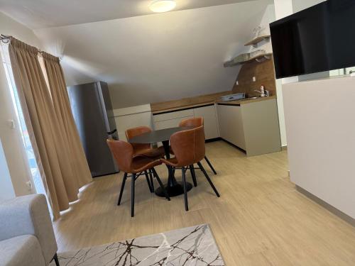Studio with Balcony and Sea View