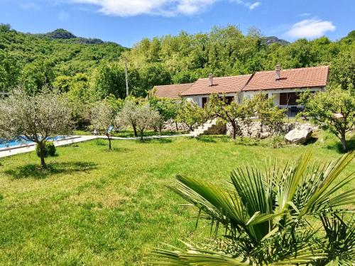 Rustic Village House 4 in Riječani