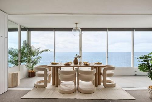 Cliffside Vaucluse Escape with Pool & Panoramic Ocean Views in Watsons Bay