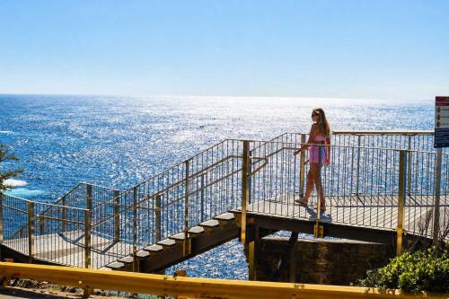 Cliffside Vaucluse Escape with Pool & Panoramic Ocean Views in Watsons Bay