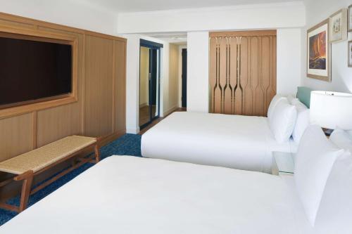 Outrigger Reef Waikiki Beach Resort - image 31