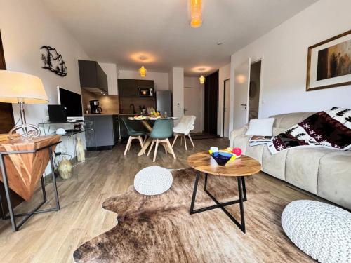 Résidence Le Living Stone B - PARKING-PROCHE PISTES-COEUR DE STATION-Tout inclus MAE-7981
