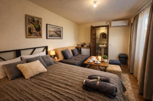 . TEVRA Nature, Retreat Mountain Cabins Above the City Ijevan, Dilijan
