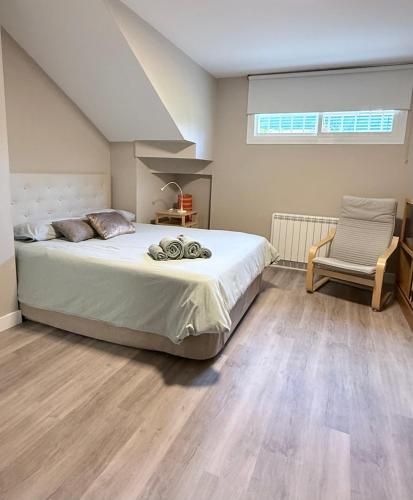 IFEMA 5 minutes Airport 10 Private room with bathroom independent entrance chambre d'hôte Golf La Moraleja II