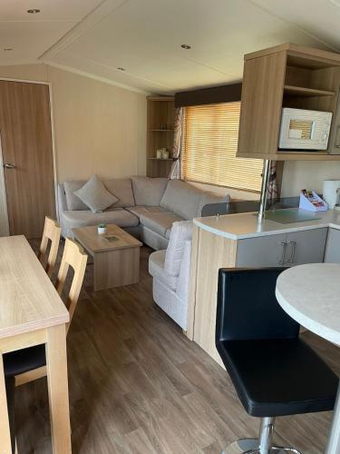 Caravan 5 Modern and cosy caravan Sleeps 6 GCH DG gîte à louer River Brede