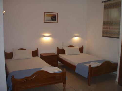 Deluxe Double or Twin Room image 5