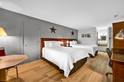 Harvest Drive Family Inn - Renovated Rooms in Gordonville, USA