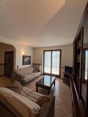 Casa Magnolia - apartment in Almè