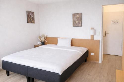 Hotel PUR Hurden Room Type - Budget Double Room