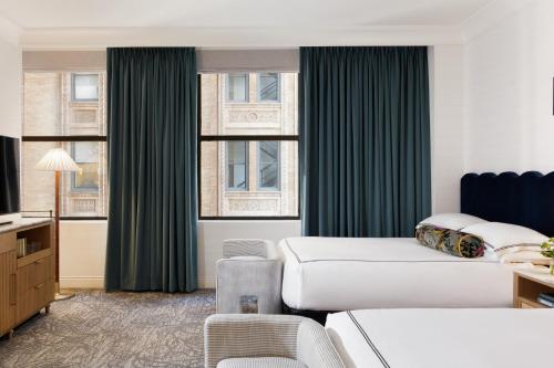 room detail thumbnail 1