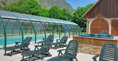 Les Oulles 12 - WIFI - Terrasse - Piscine in La Chapelle-en-Valgaudémar