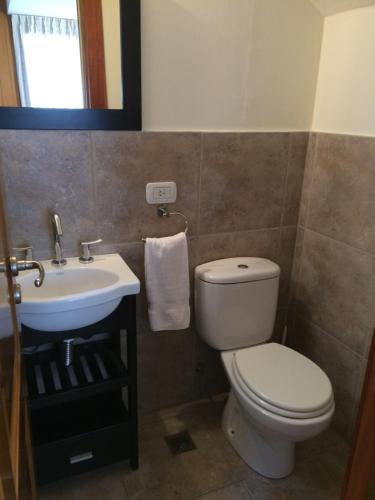 Two-Bedroom Cabin  image 8