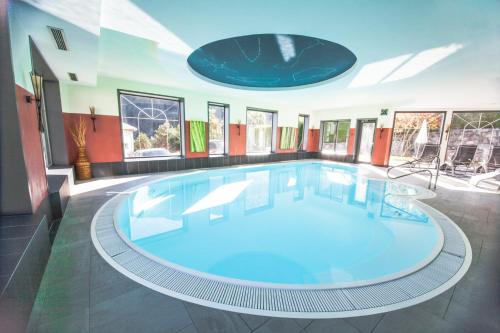 Wellnesshotel Liun - image 14