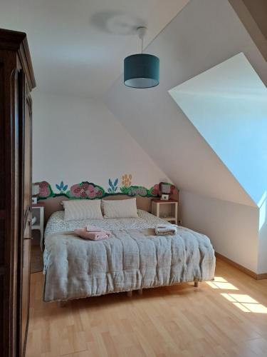 Chambre campagne et salle de bain privee in Le Mesnil-Eudes