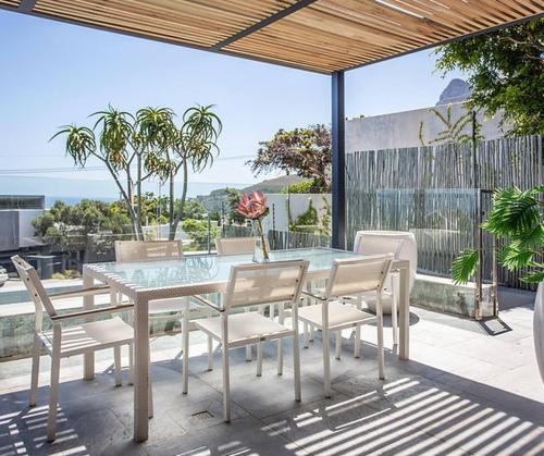 Camps Bay Luxury Family Villa with Ocean Views - image 4