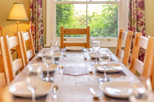 Létesítmények, 5 Bed in Fordingbridge oc-nfl35 in Godshill