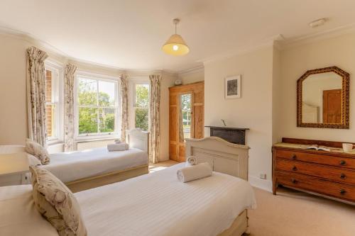Létesítmények, 5 Bed in Fordingbridge oc-nfl35 in Godshill