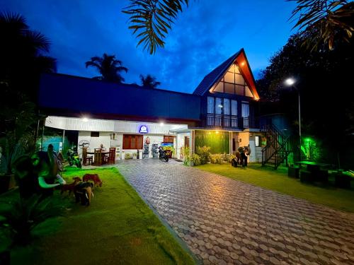 Batti Lagoon Hotel in Batticaloa