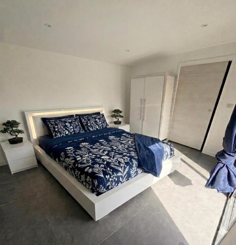 Villa 3 chambres avec piscine gîte à louer Ollières