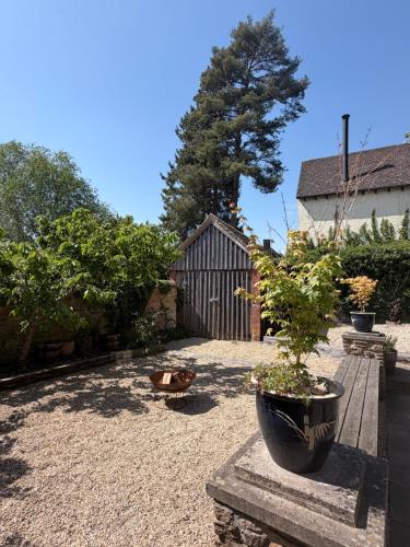 Kert, Cotswold Cottage in Steeple Aston