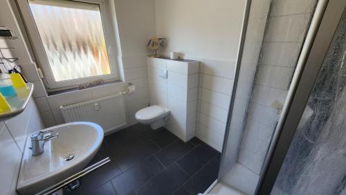 Gastezimmer mit Wohnzimmer in Norddeich in Norden